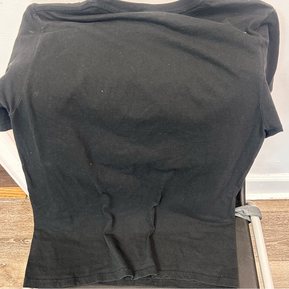 Graphic T-Shirt - Picture 4 of 4